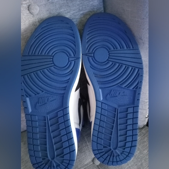 Authentic Nike Air Jordan Retro 1 High OG Black White Blue Size 101/2 - Picture 15 of 16